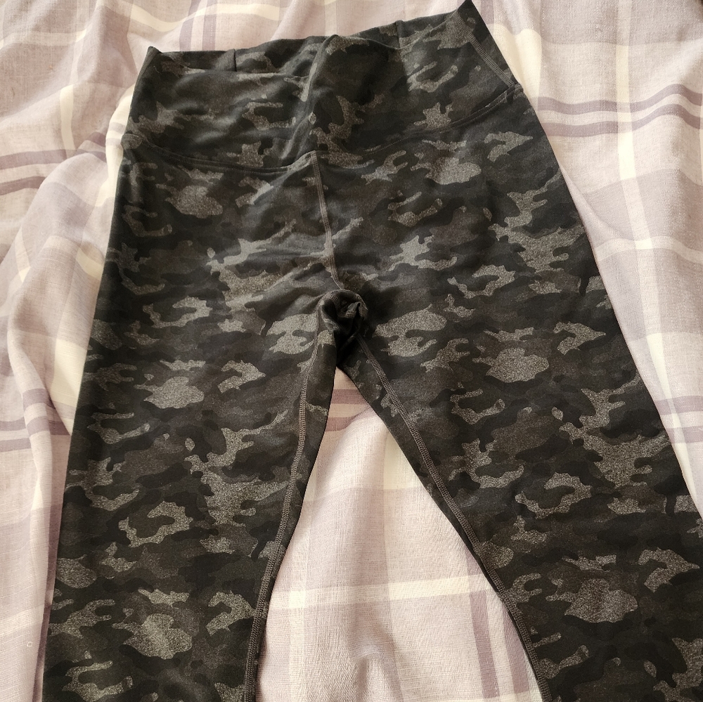 Brand new camo Fabletics Leggings